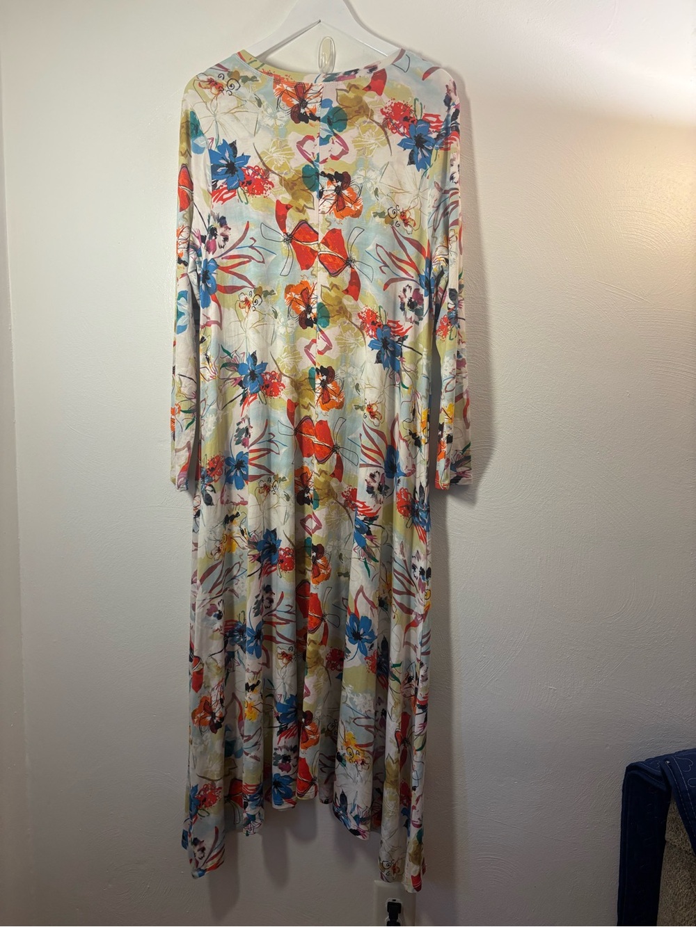 Attitudes by Renee Long Floral Maxi Dress with Blue & Orange Blooms Size Large - Picture 9 of 9